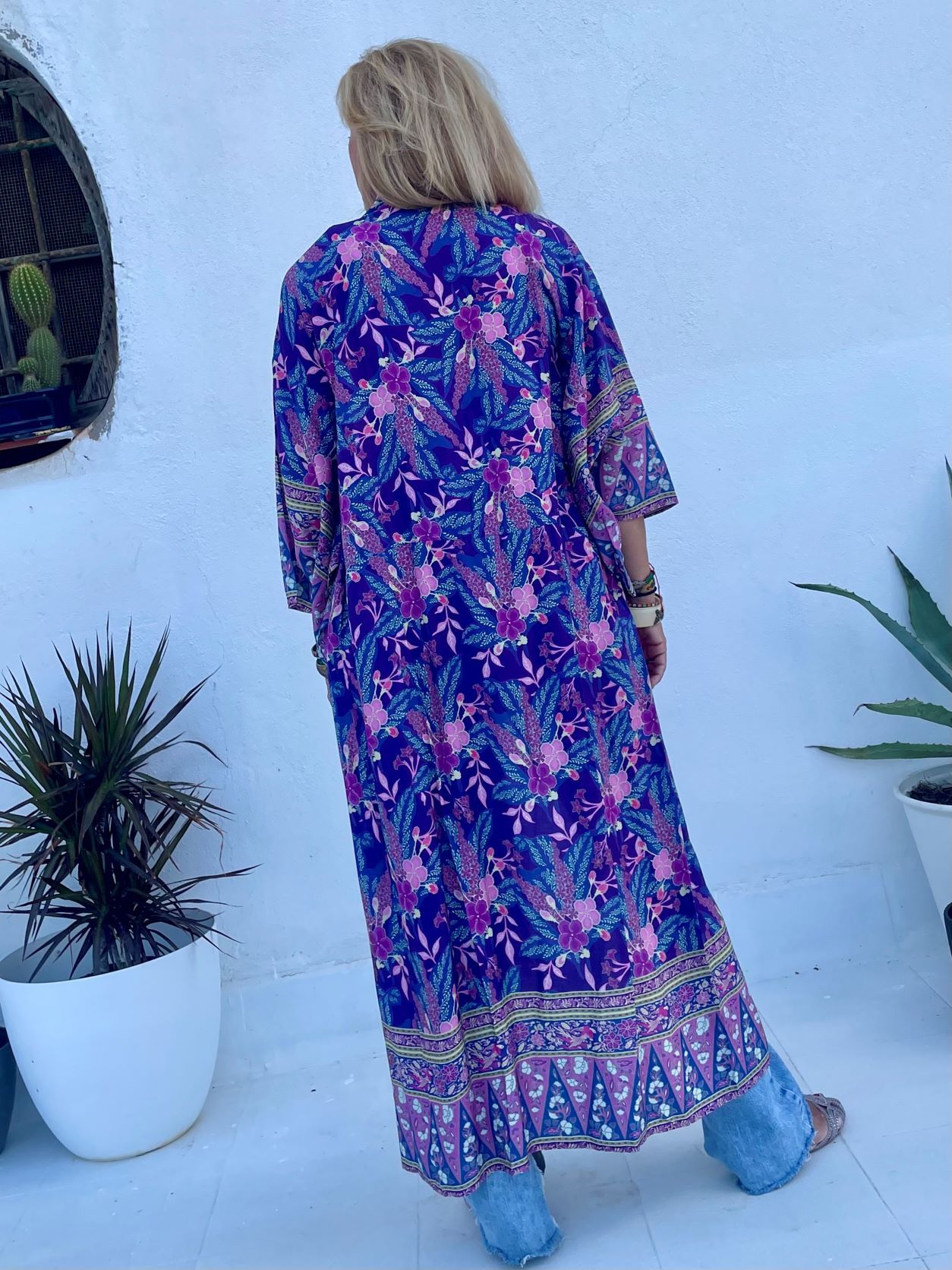 Estampado floral en tonos malva, púrpura