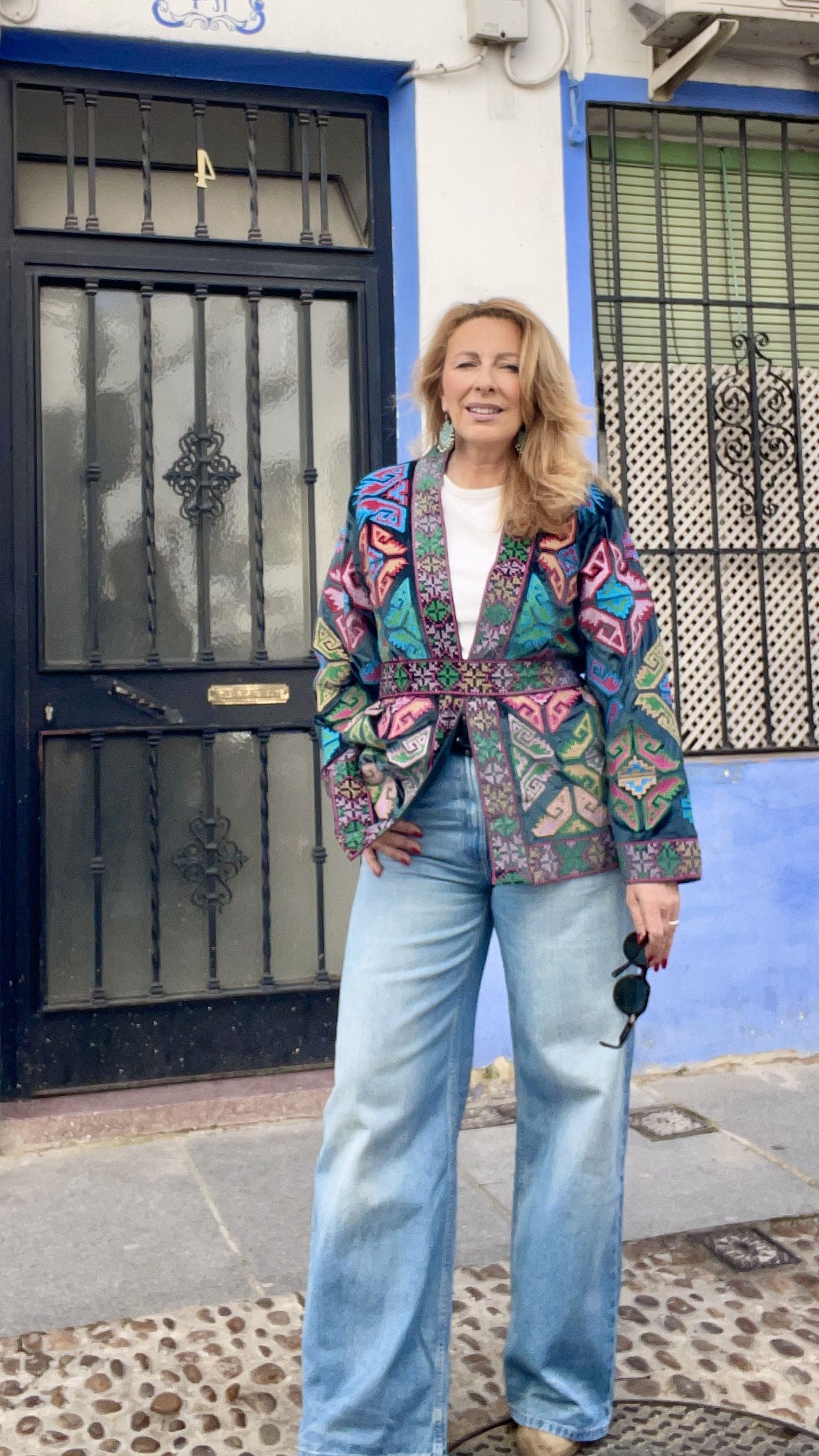 Chaqueta con fajín