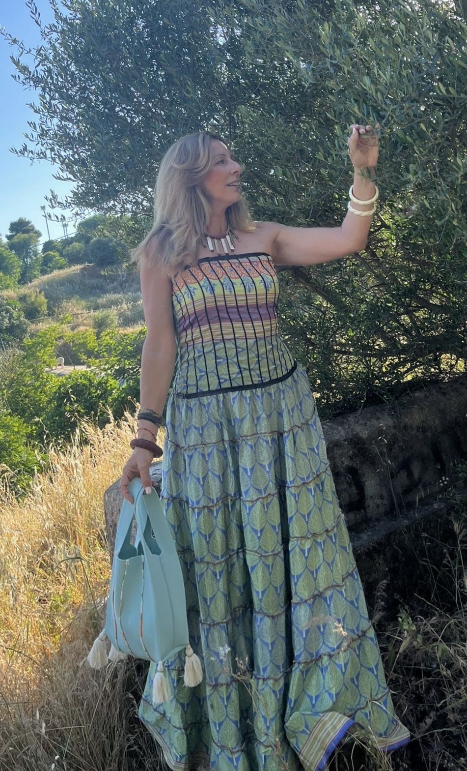 Vestido largo con escote palabra de honor