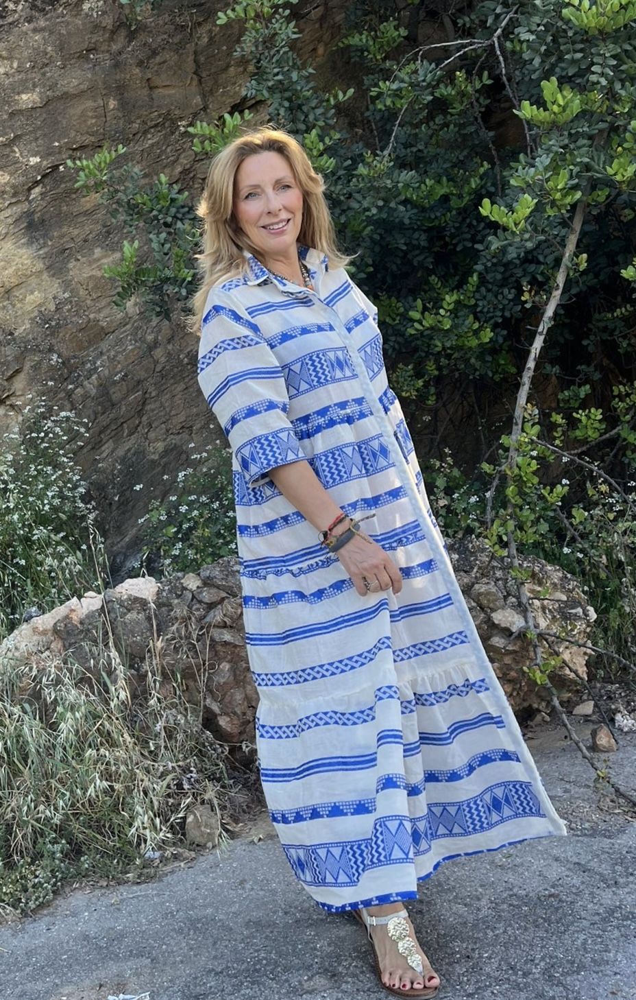 Vestido boho con grecas azules