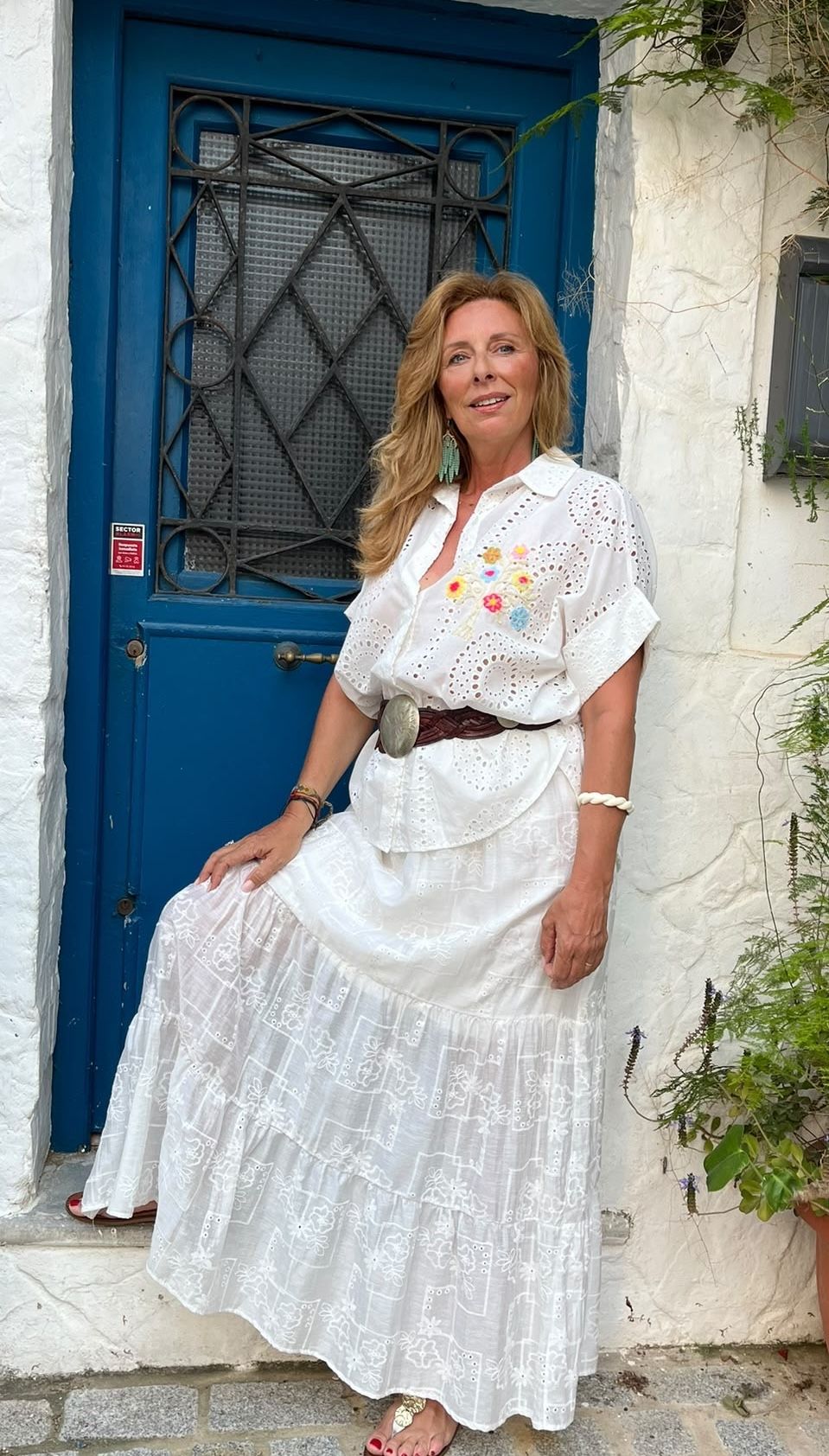 Conjunto falda y blusa en algodón bordado de estilo bohemio
