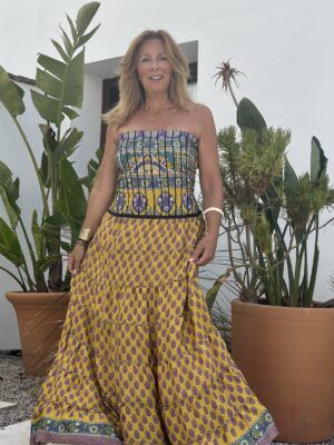 Vestido de seda con originales estampados