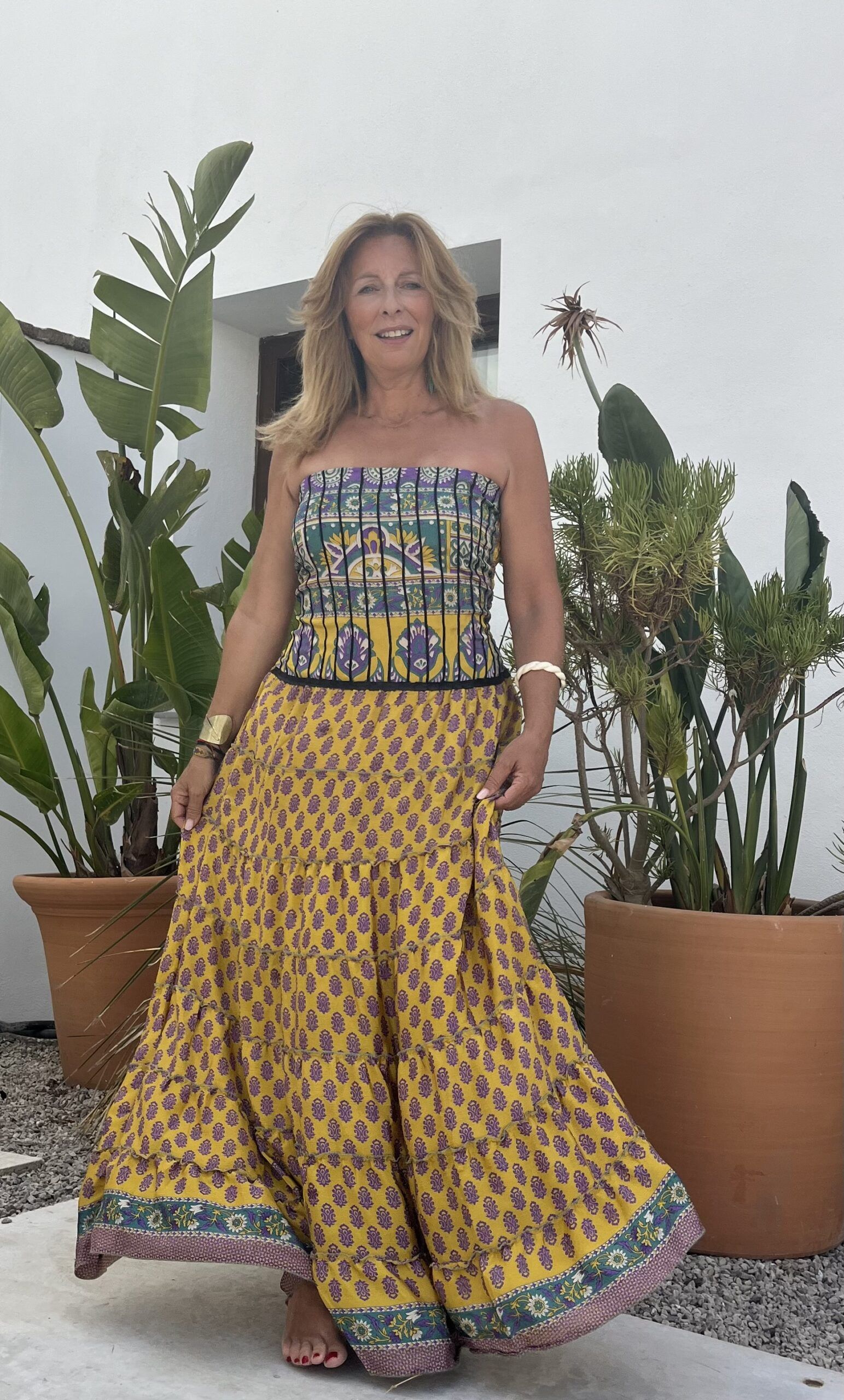 Vestido de seda con originales estampados