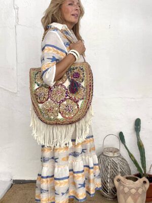 Bolso bohemio con flecos
